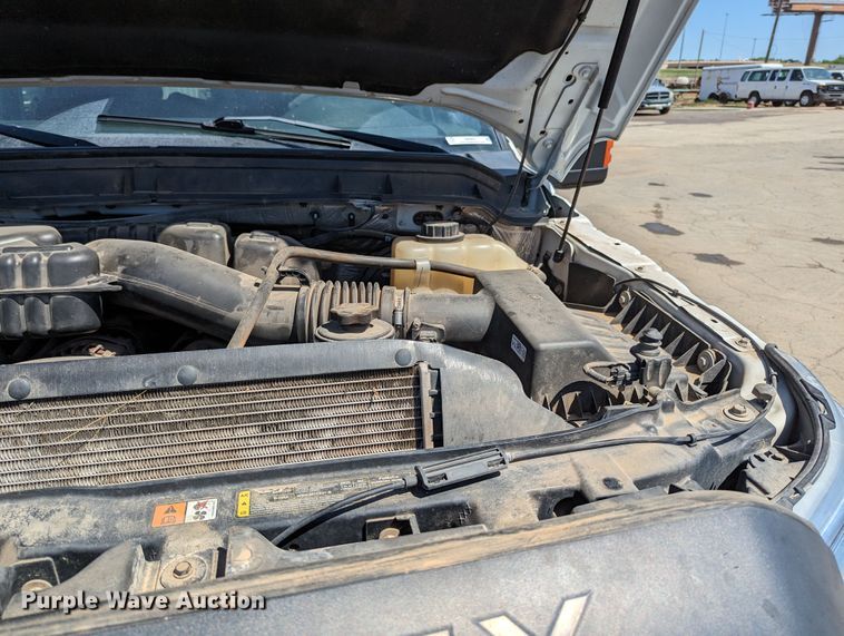 image for item MN9931 2016 Ford F250 Super Duty  Crew Cab pickup truck