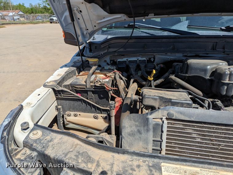 image for item MN9931 2016 Ford F250 Super Duty  Crew Cab pickup truck