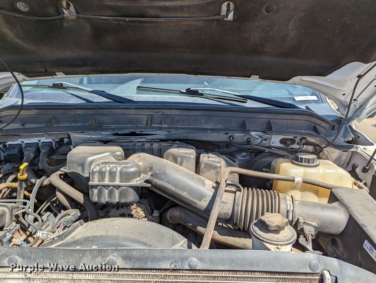 image for item MN9931 2016 Ford F250 Super Duty  Crew Cab pickup truck