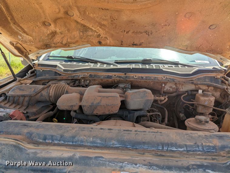 image for item MN9932 2017 Ford F250 Super Duty  Crew Cab pickup truck