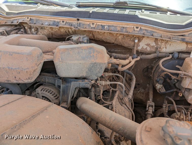 image for item MN9932 2017 Ford F250 Super Duty  Crew Cab pickup truck