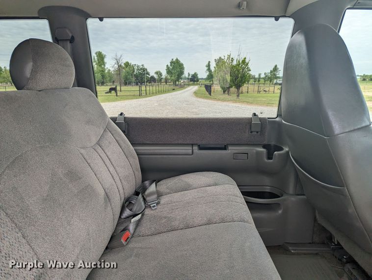 image for item MN9941 2001 GMC Safari  van