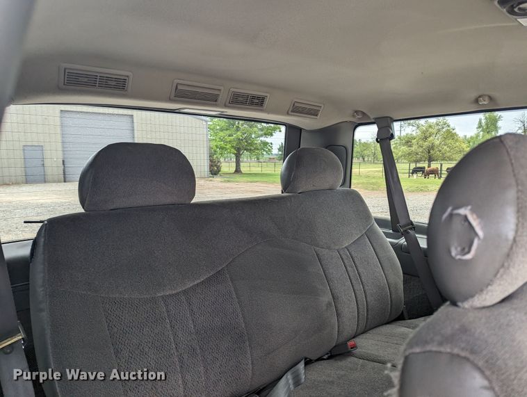 image for item MN9941 2001 GMC Safari  van