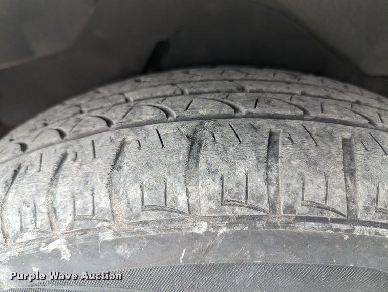 image for item MN9941 2001 GMC Safari  van