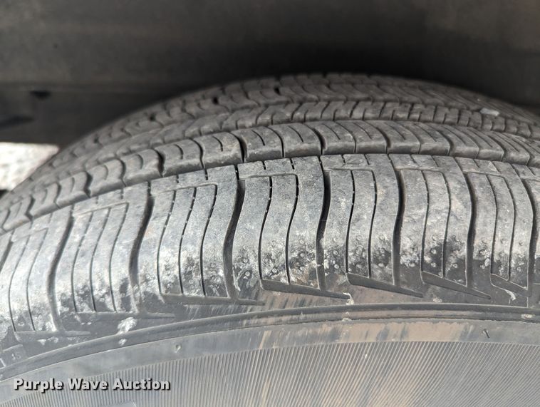 image for item MN9941 2001 GMC Safari  van