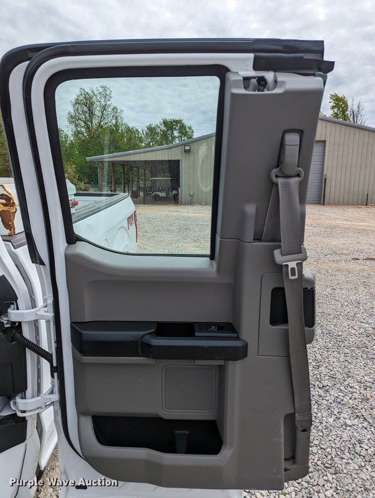 image for item MN9943 2018 Ford F150  SuperCab pickup truck