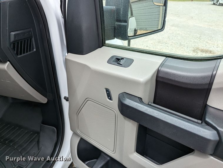 image for item MN9943 2018 Ford F150  SuperCab pickup truck