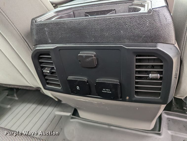 image for item MN9943 2018 Ford F150  SuperCab pickup truck