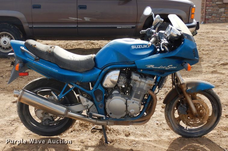 image for item MR9743 1998 Suzuki GSF600S  motorcycle