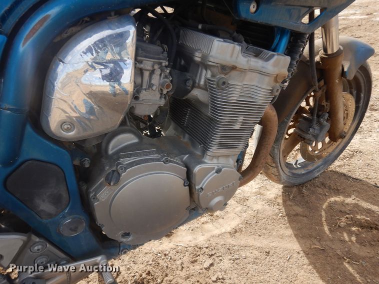 image for item MR9743 1998 Suzuki GSF600S  motorcycle