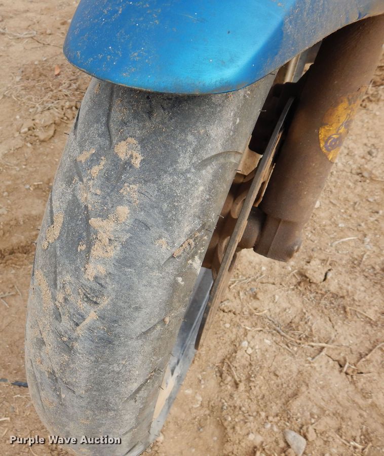 image for item MR9743 1998 Suzuki GSF600S  motorcycle