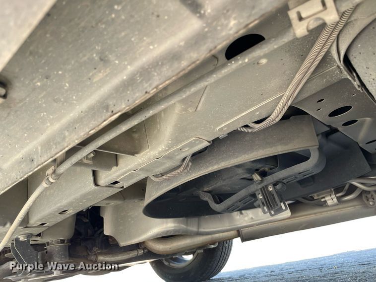 image for item MS9558 2014 Chrysler Town & Country  van