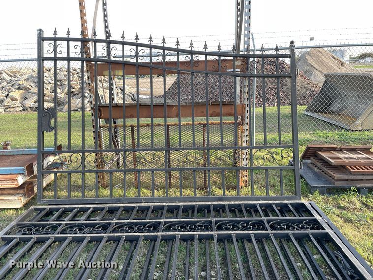 image for item MS9635 (4) gate panels