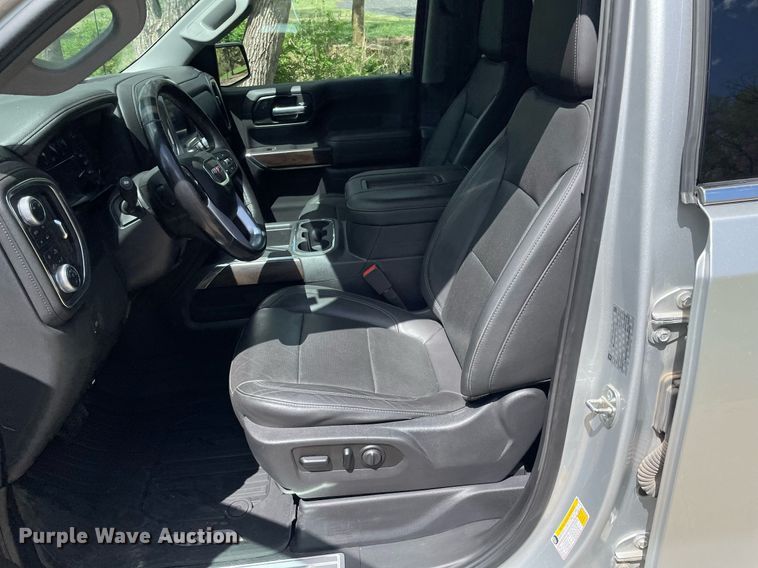 image for item MS9652 2019 GMC Sierra 1500  Crew Cab pickup truck