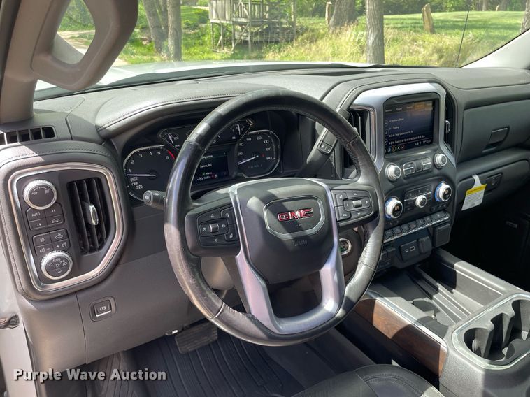 image for item MS9652 2019 GMC Sierra 1500  Crew Cab pickup truck