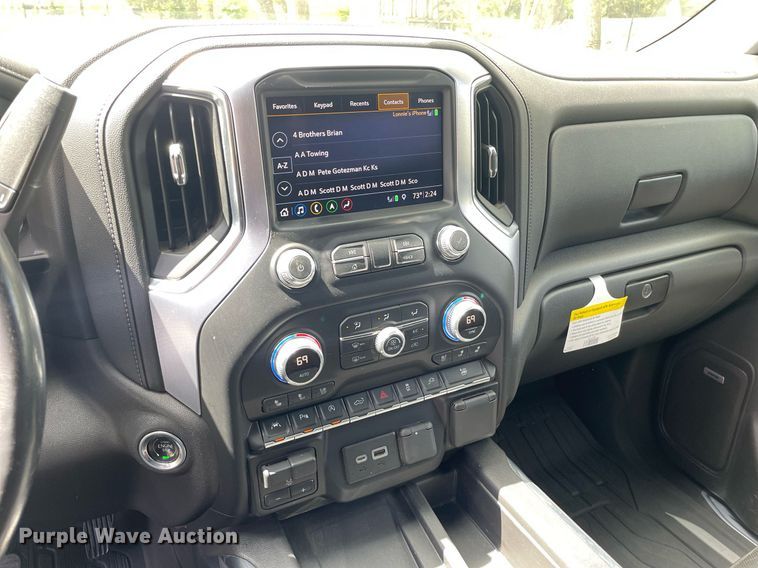 image for item MS9652 2019 GMC Sierra 1500  Crew Cab pickup truck