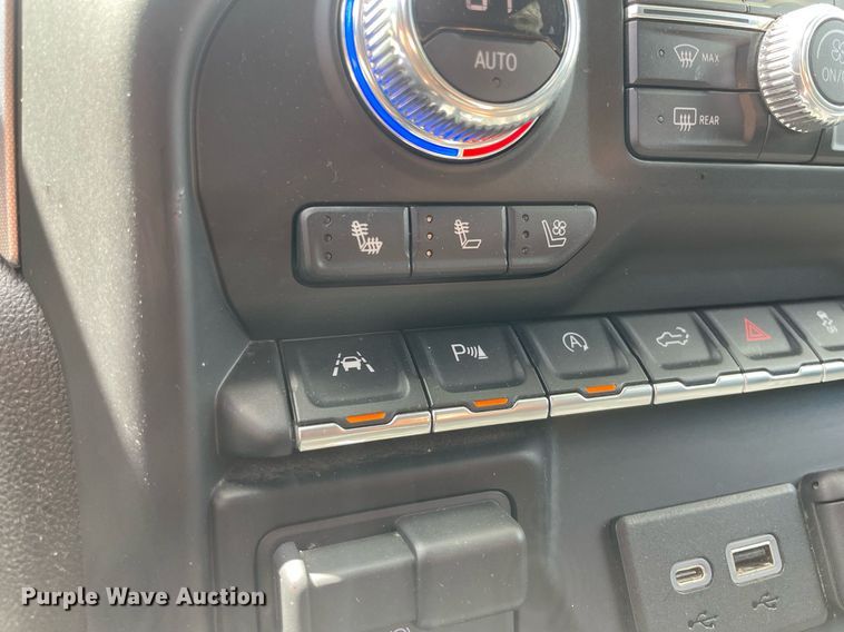 image for item MS9652 2019 GMC Sierra 1500  Crew Cab pickup truck