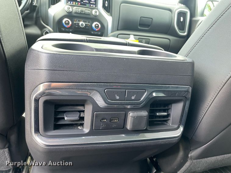 image for item MS9652 2019 GMC Sierra 1500  Crew Cab pickup truck