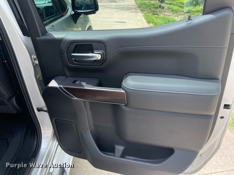 image for item MS9652 2019 GMC Sierra 1500  Crew Cab pickup truck