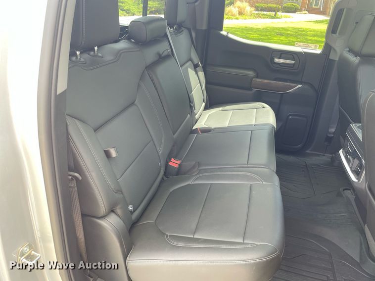 image for item MS9652 2019 GMC Sierra 1500  Crew Cab pickup truck