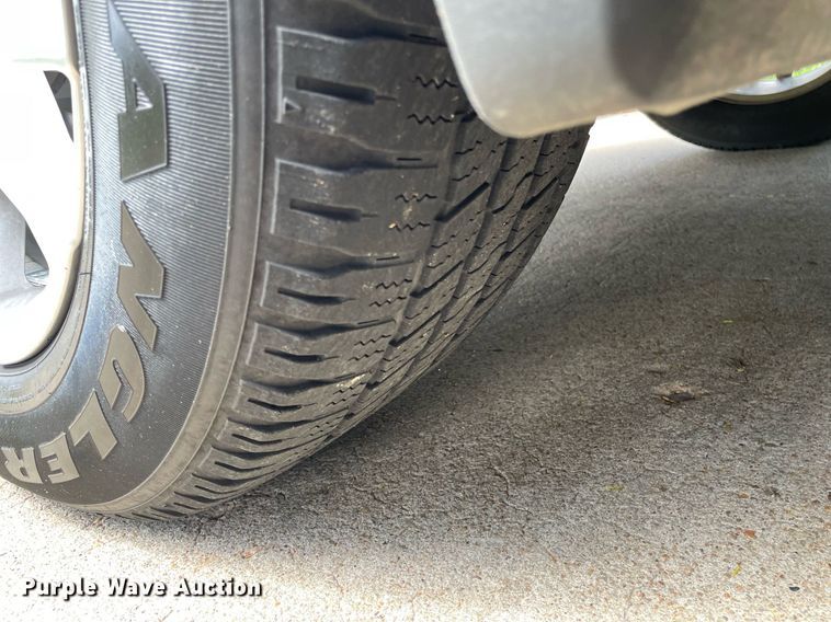 image for item MS9652 2019 GMC Sierra 1500  Crew Cab pickup truck