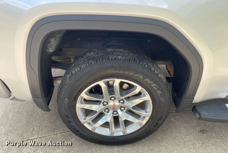 image for item MS9652 2019 GMC Sierra 1500  Crew Cab pickup truck