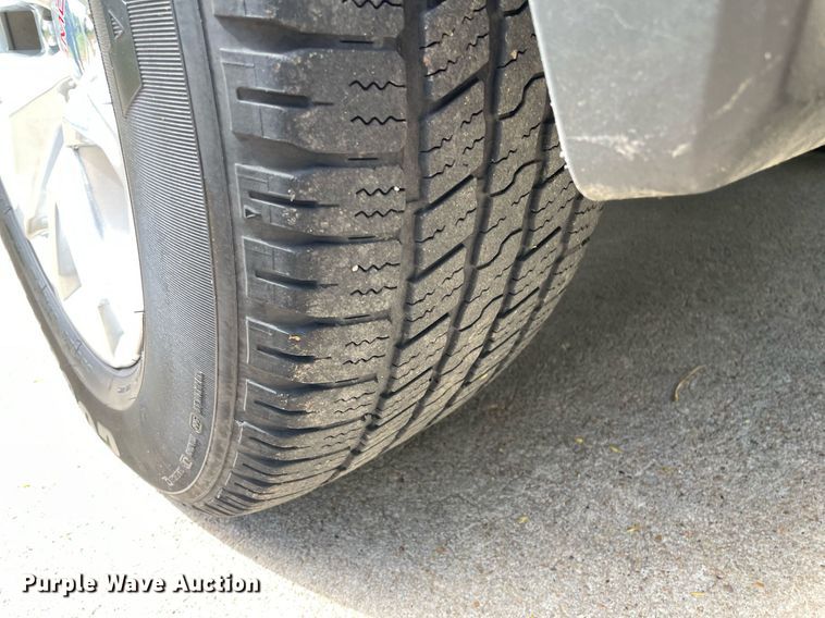 image for item MS9652 2019 GMC Sierra 1500  Crew Cab pickup truck