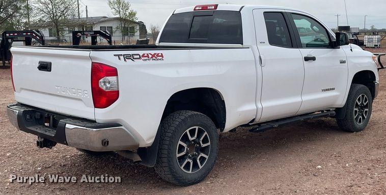 image for item MS9661 2016 Toyota Tundra  Double Cab pickup truck