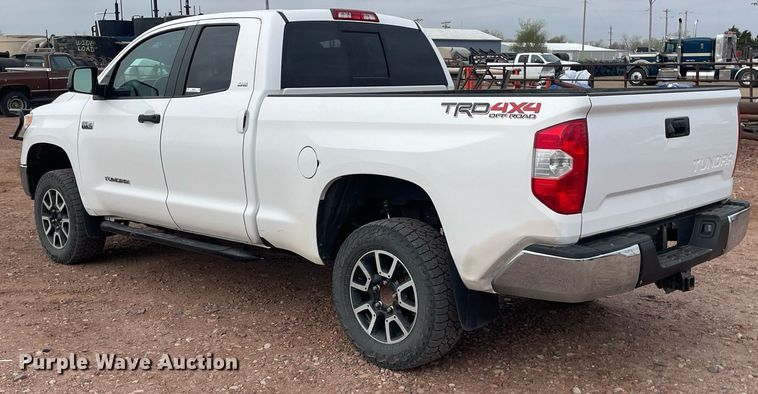 image for item MS9661 2016 Toyota Tundra  Double Cab pickup truck