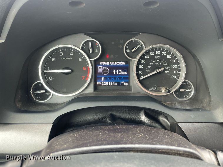 image for item MS9661 2016 Toyota Tundra  Double Cab pickup truck