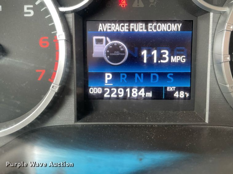 image for item MS9661 2016 Toyota Tundra  Double Cab pickup truck