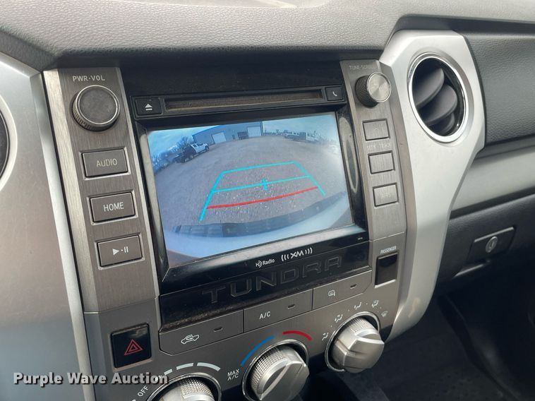 image for item MS9661 2016 Toyota Tundra  Double Cab pickup truck