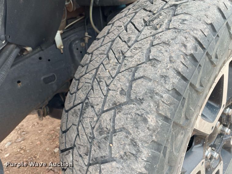 image for item MS9661 2016 Toyota Tundra  Double Cab pickup truck