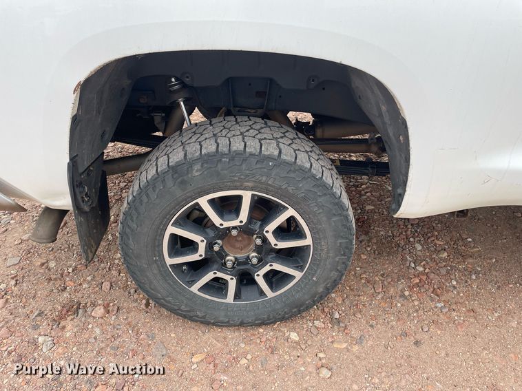 image for item MS9661 2016 Toyota Tundra  Double Cab pickup truck