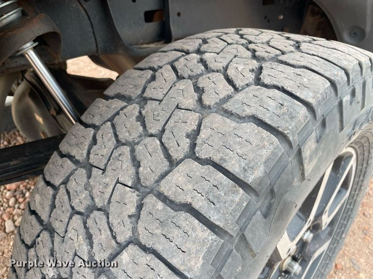 image for item MS9661 2016 Toyota Tundra  Double Cab pickup truck