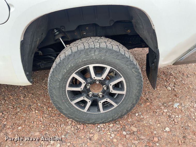 image for item MS9661 2016 Toyota Tundra  Double Cab pickup truck