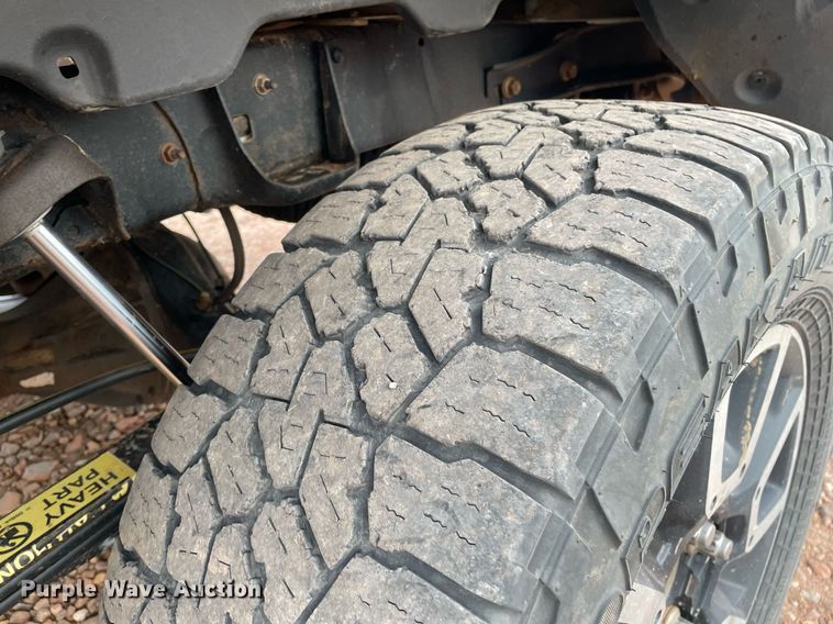 image for item MS9661 2016 Toyota Tundra  Double Cab pickup truck