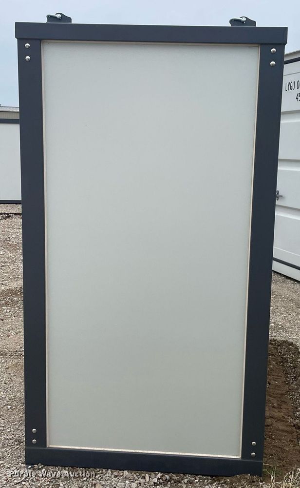 image for item MS9667 Portable restroom