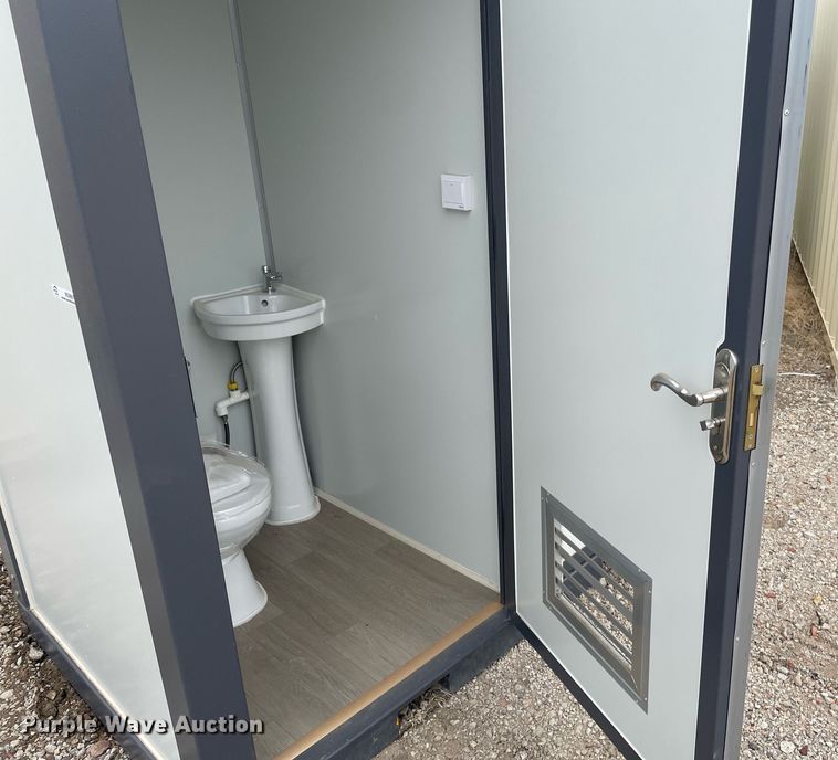 image for item MS9667 Portable restroom