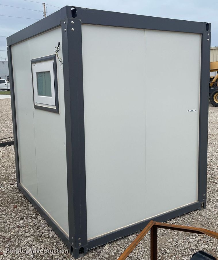 image for item MS9668 Portable restroom