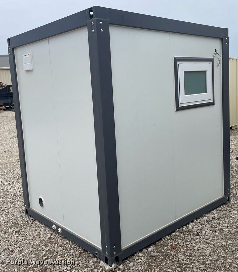 image for item MS9668 Portable restroom