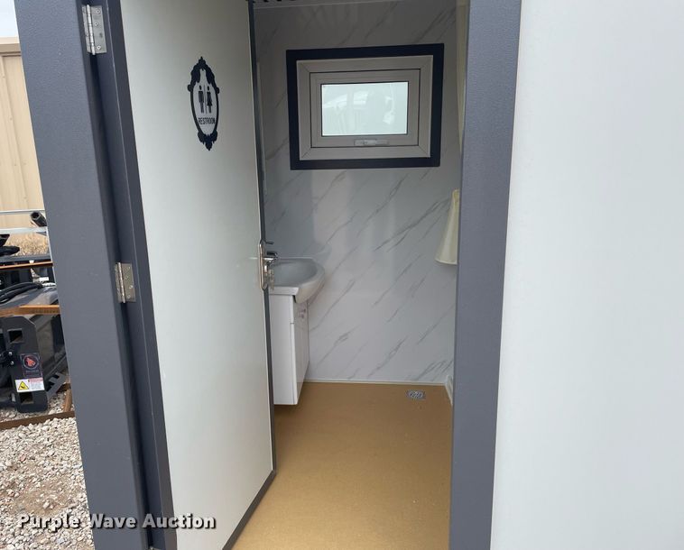 image for item MS9668 Portable restroom