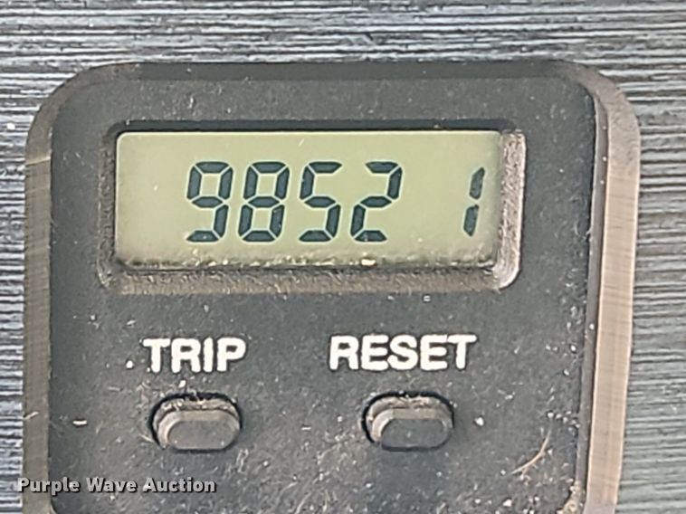 image for item MW9654 1995 Oshkosh XC/RV  RV