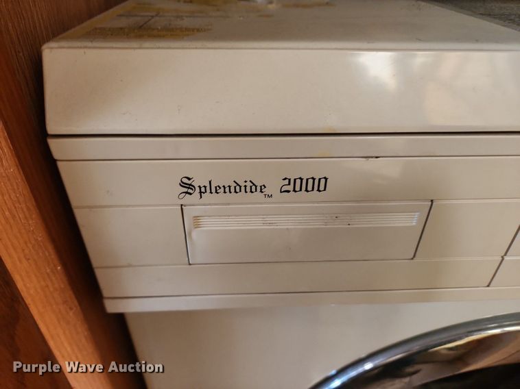 image for item MW9654 1995 Oshkosh XC/RV  RV