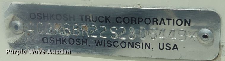 image for item MW9654 1995 Oshkosh XC/RV  RV