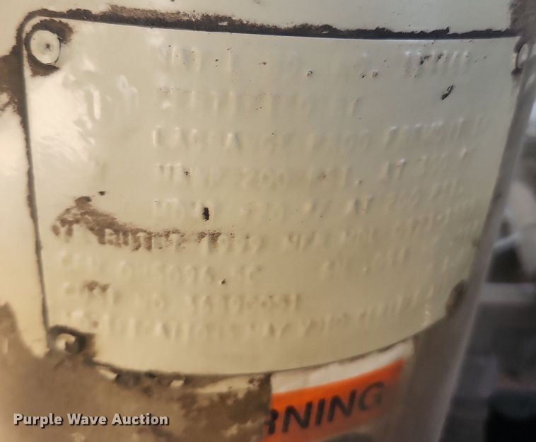 image for item MW9691 1999 Ingersoll Rand P185WJD  air compressor