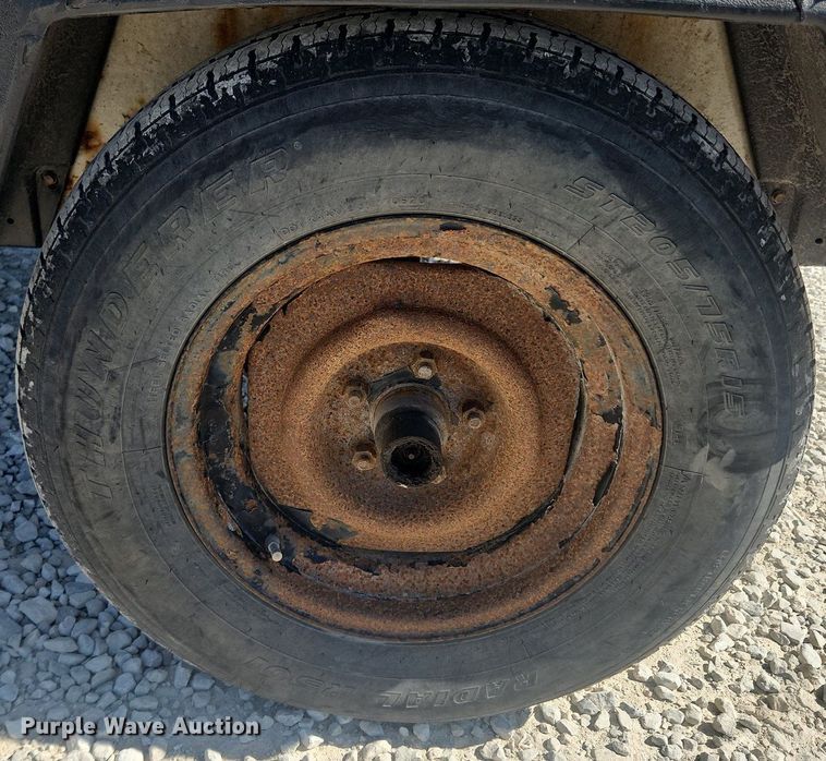 image for item MW9691 1999 Ingersoll Rand P185WJD  air compressor