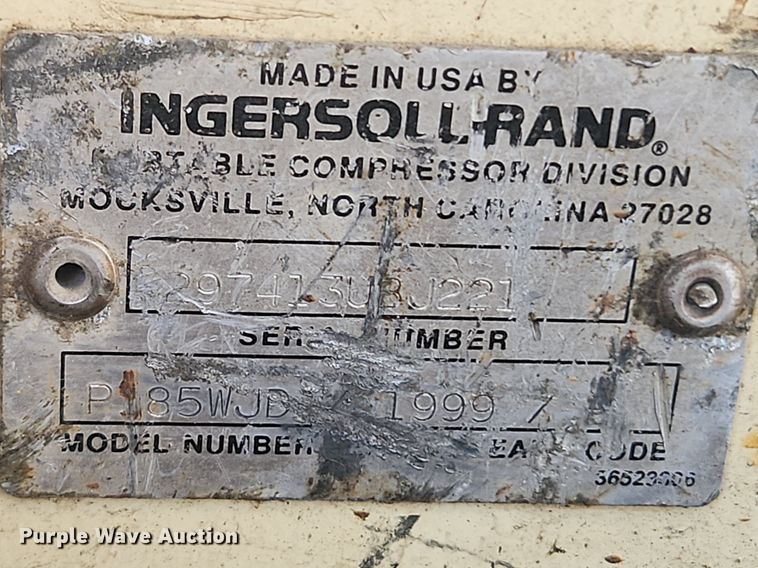 image for item MW9691 1999 Ingersoll Rand P185WJD  air compressor