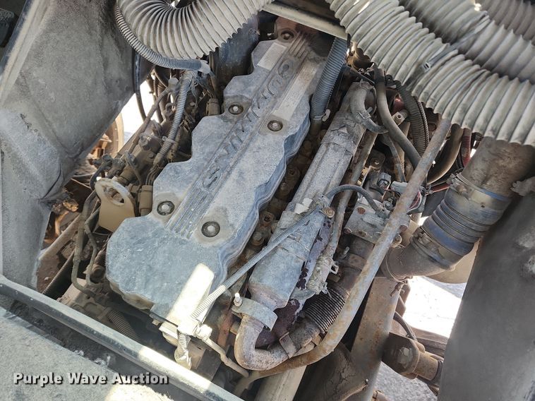 image for item MW9705 2003 Freightliner MT45  delivery van