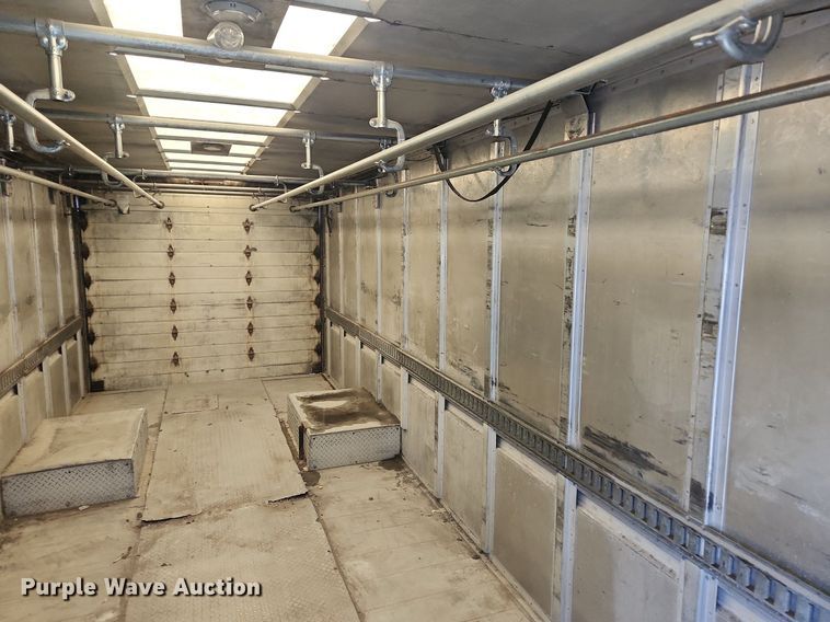 image for item MW9706 2003 Freightliner MT45  delivery van